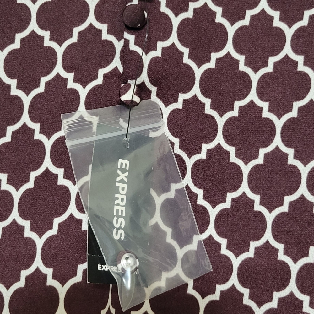 Express Top - Picture 5 of 7